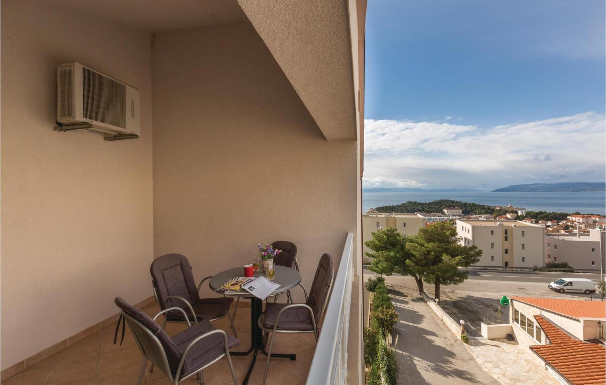 Stunning Apartment In Makarska With Wifi Exterior photo